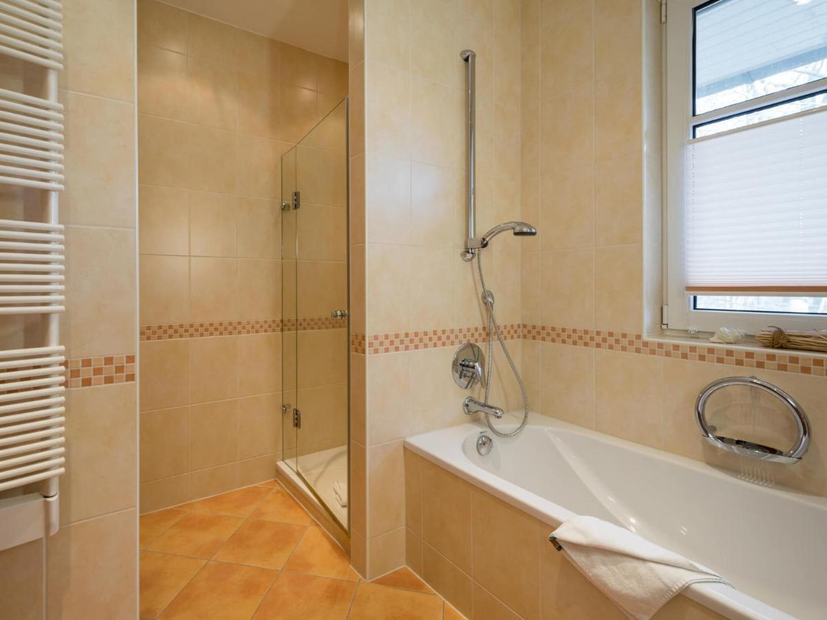 Kaiservillen - Mit 1 Schlafzimmer Und Balkon C23 * Heringsdorf (Usedom)